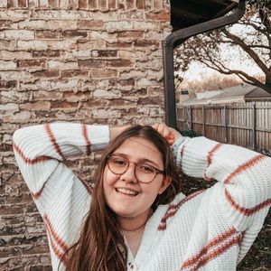 Meet your Posher, Merrill